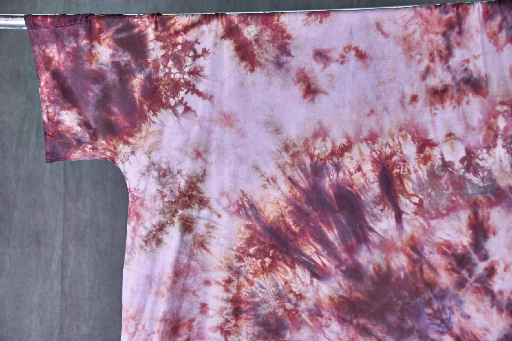 1255HD Art Tee Purple Star Multiverse
