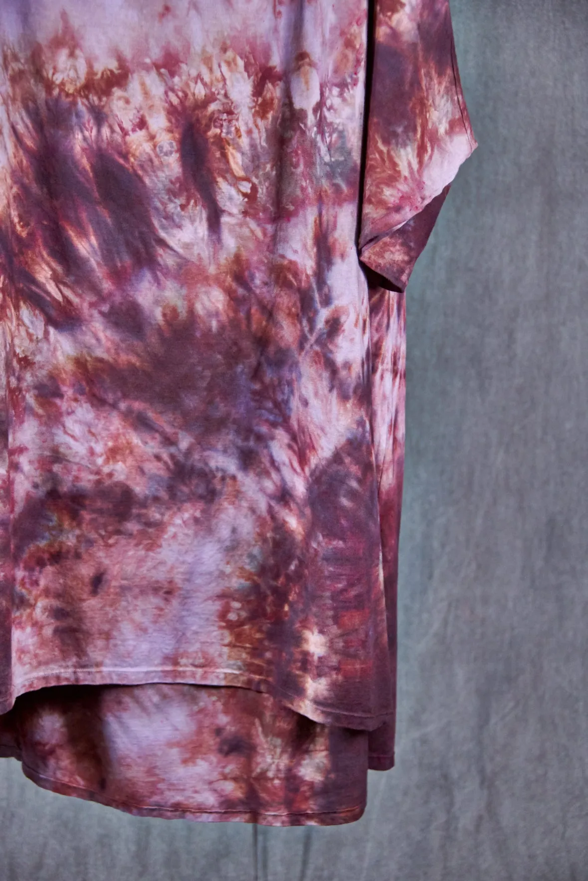 1255HD Art Tee Purple Star Multiverse