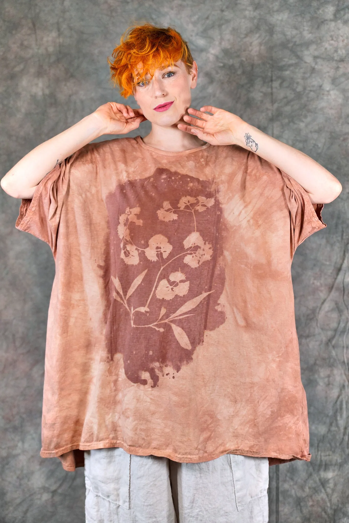 1255HD Art Tee Sun Print Sienna Sketch-P
