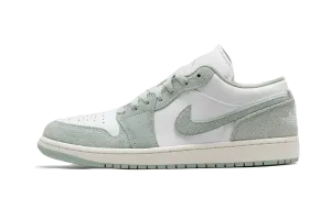 Air Jordan 1 Low SE White Seafoam