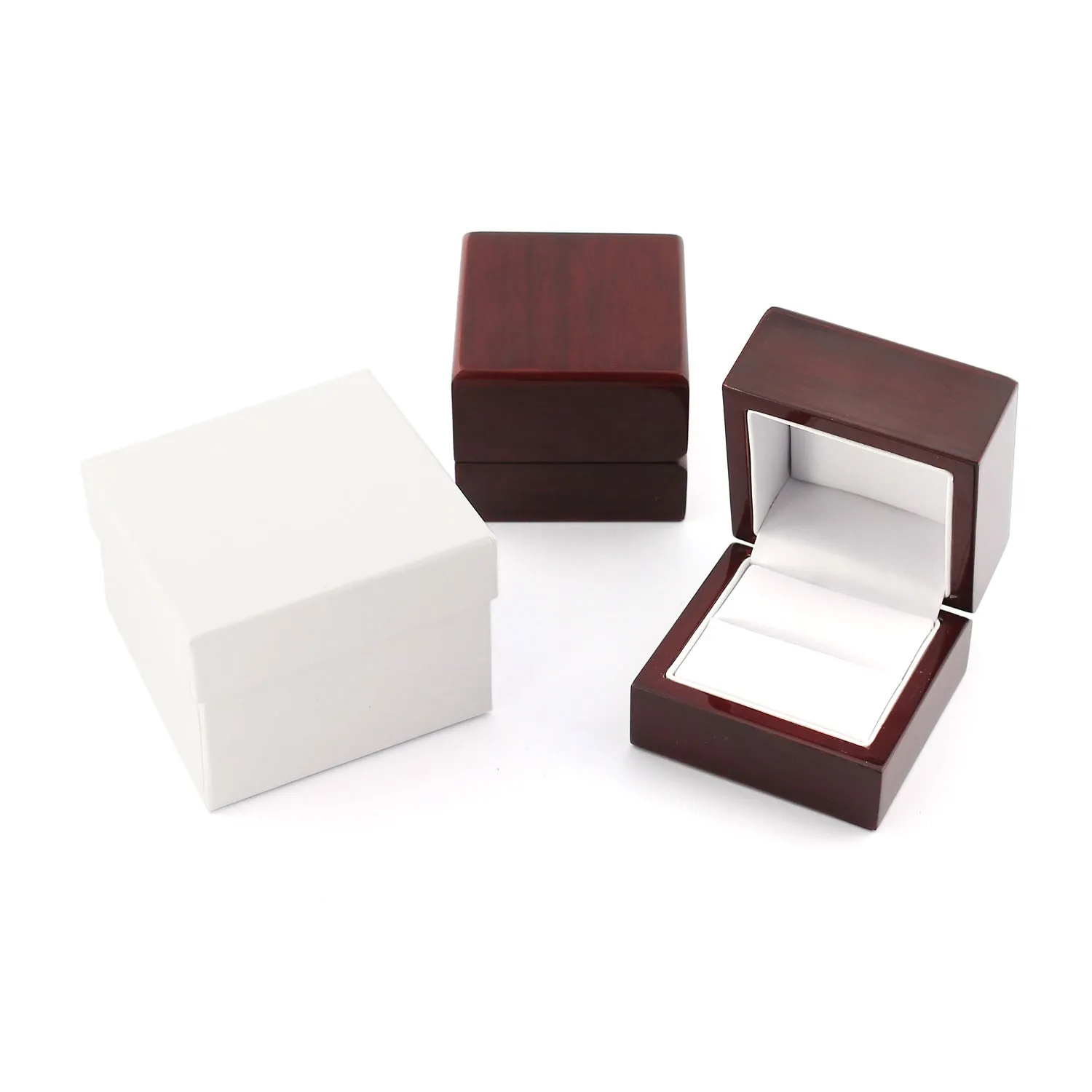 Benchmark 14K Yellow Gold 7mm Ergonomic Comfort-Fit Satin Finish with High Polish Beveled Edge Band Ring
