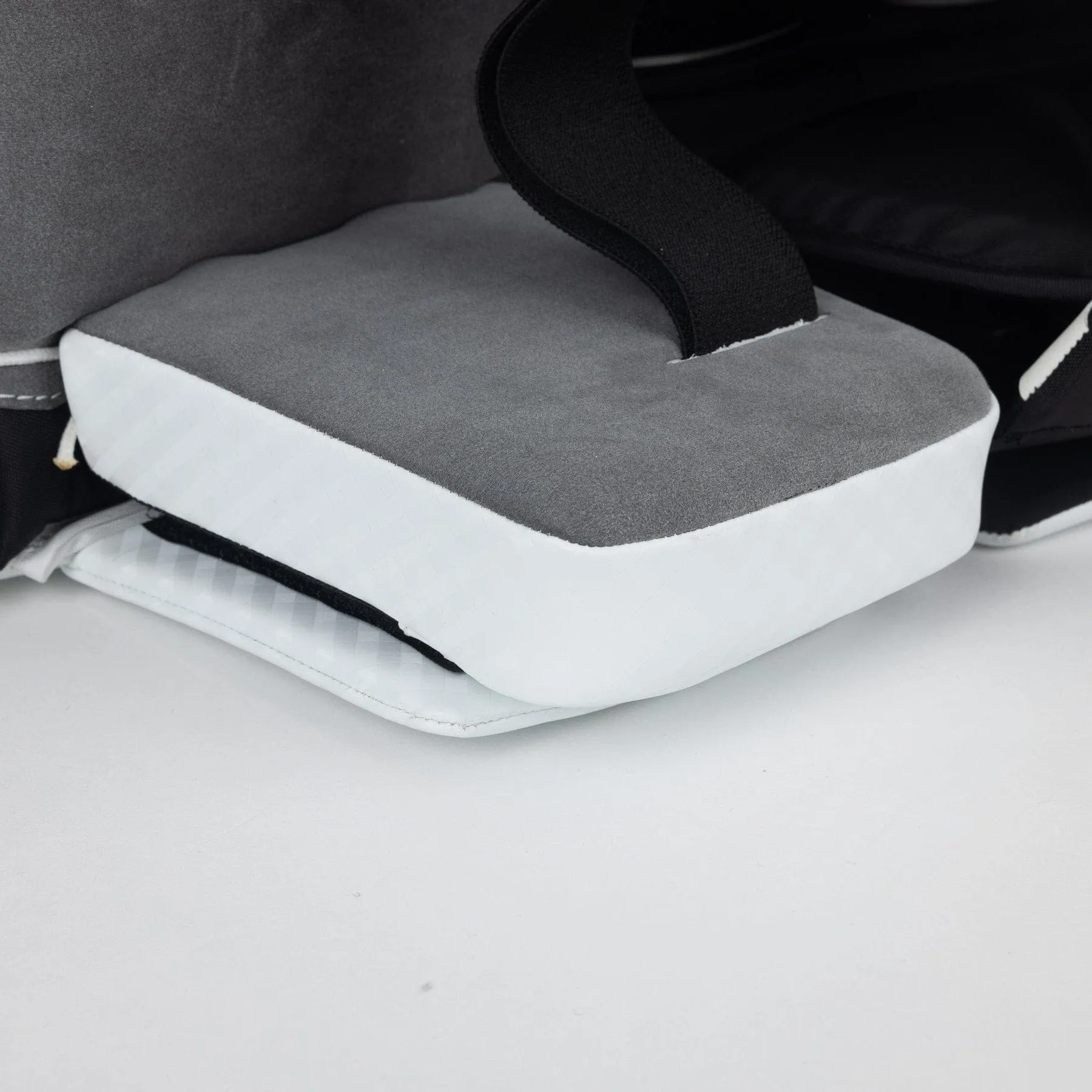 Brian's ICONIK X Intermediate Goalie Leg Pads