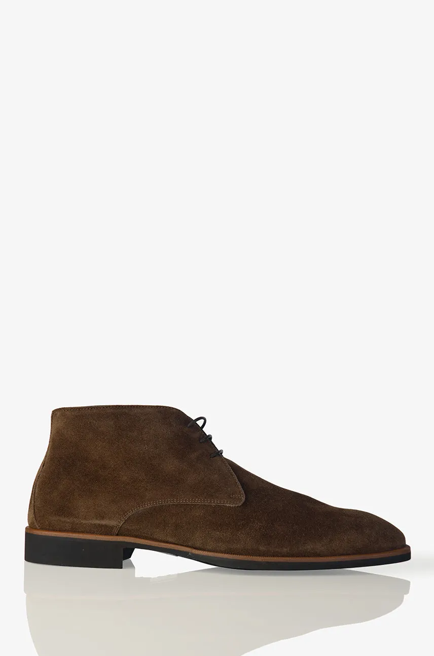David August Suede Chukka Boot in Farro