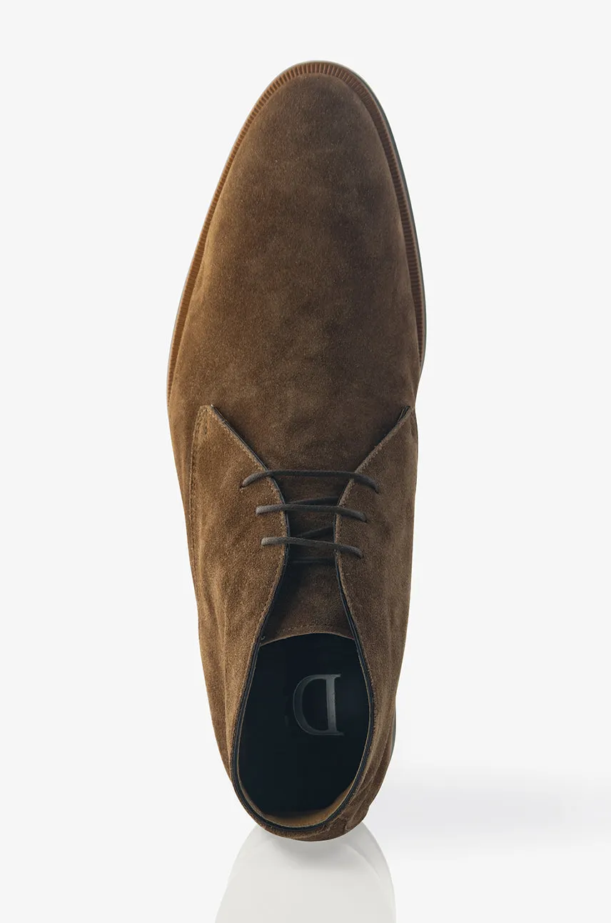 David August Suede Chukka Boot in Farro