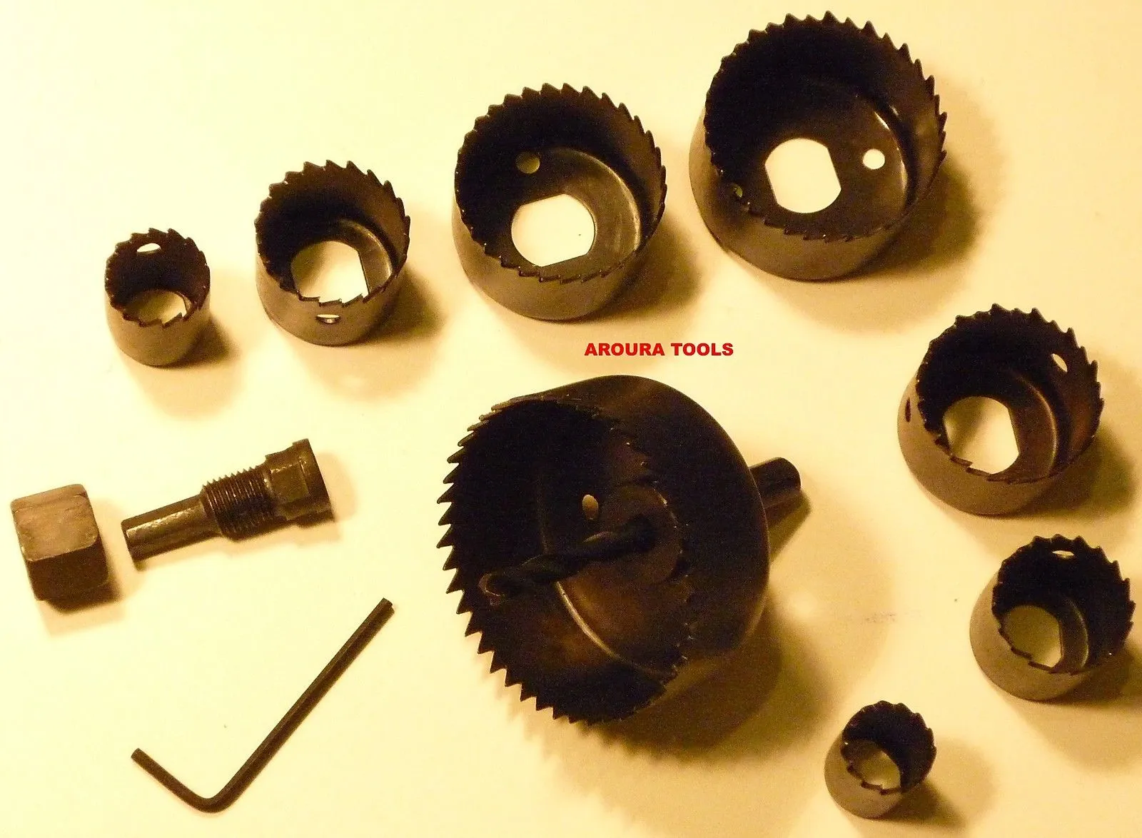 HOLE SAW KIT - 11 piece - NEW IN BOX.