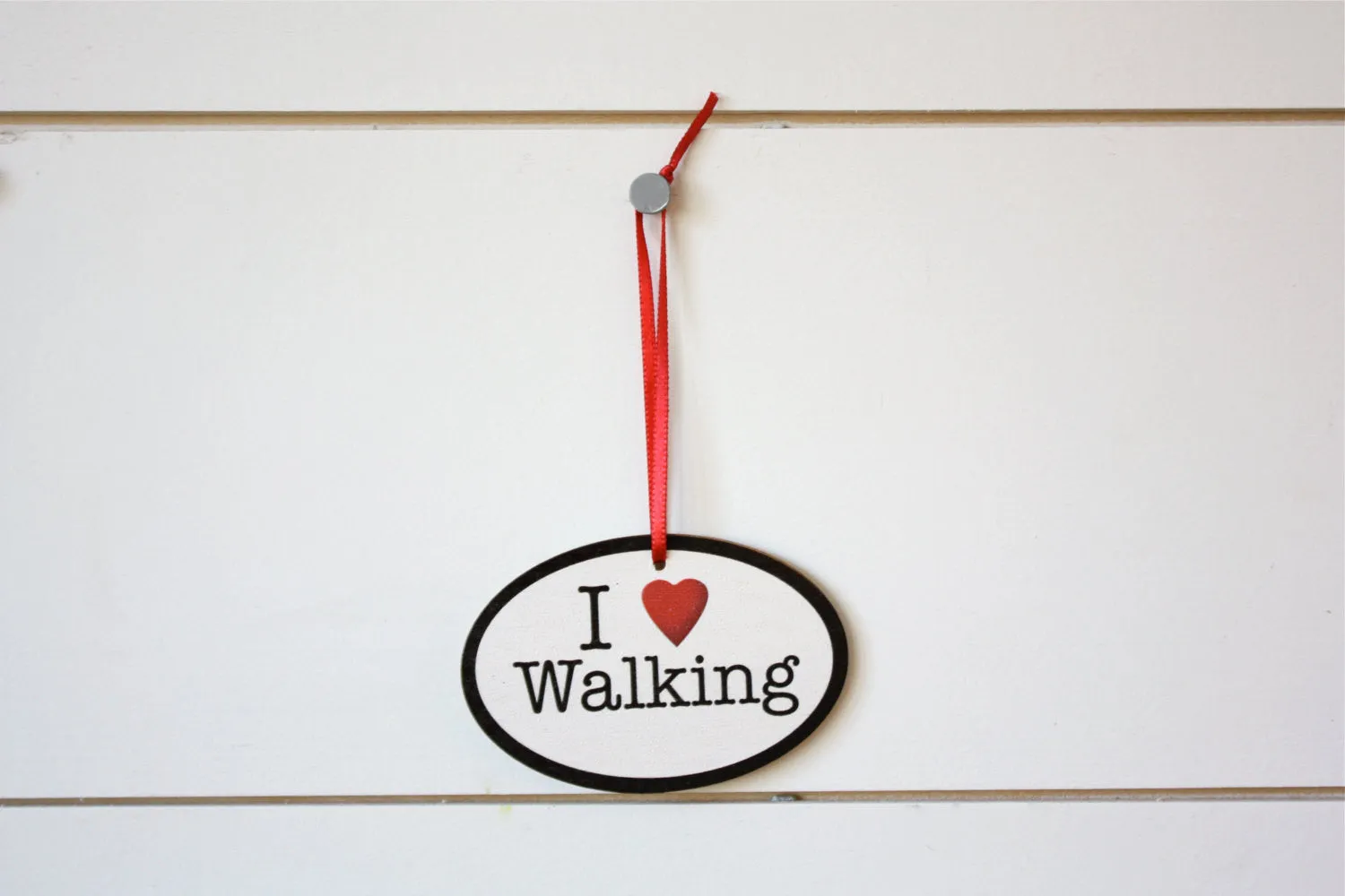 I Love Walking Christmas Ornament - Great gift for walkers!