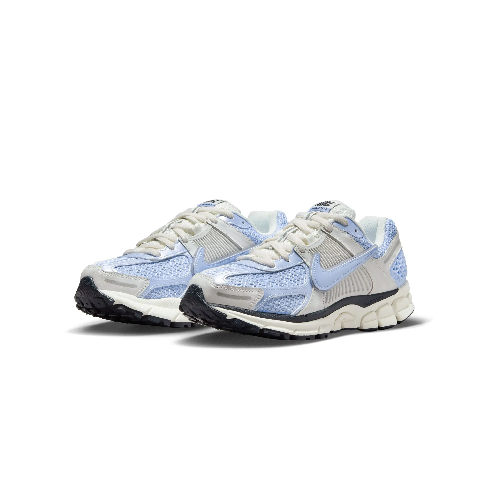 Nike Womens Zoom Vomero 5 Shoes
