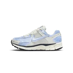 Nike Womens Zoom Vomero 5 Shoes