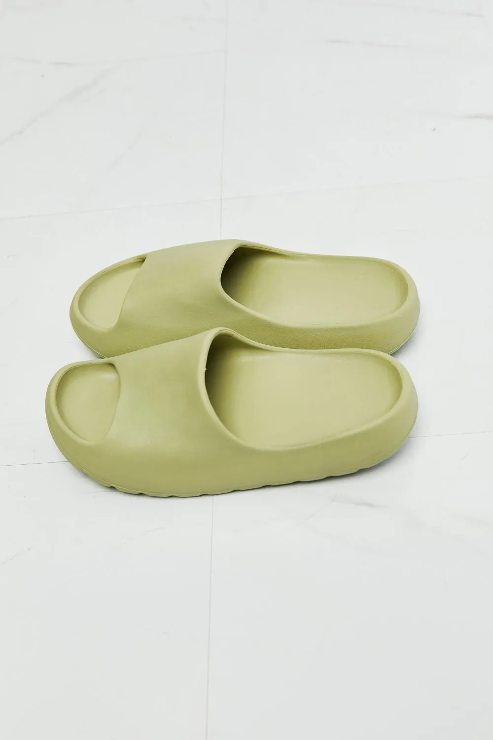NOOK JOI Cozy Green Comfort Slides