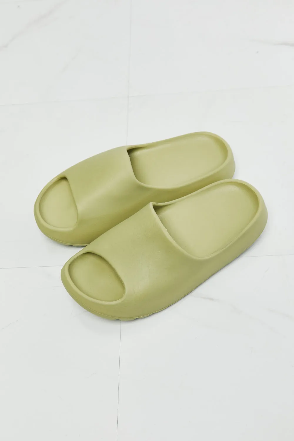 NOOK JOI Cozy Green Comfort Slides
