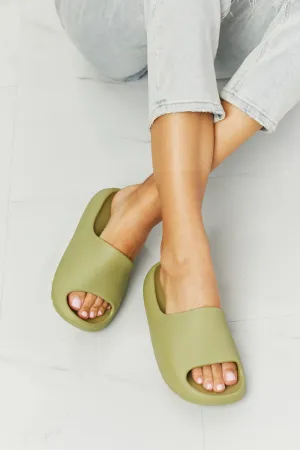 NOOK JOI Cozy Green Comfort Slides