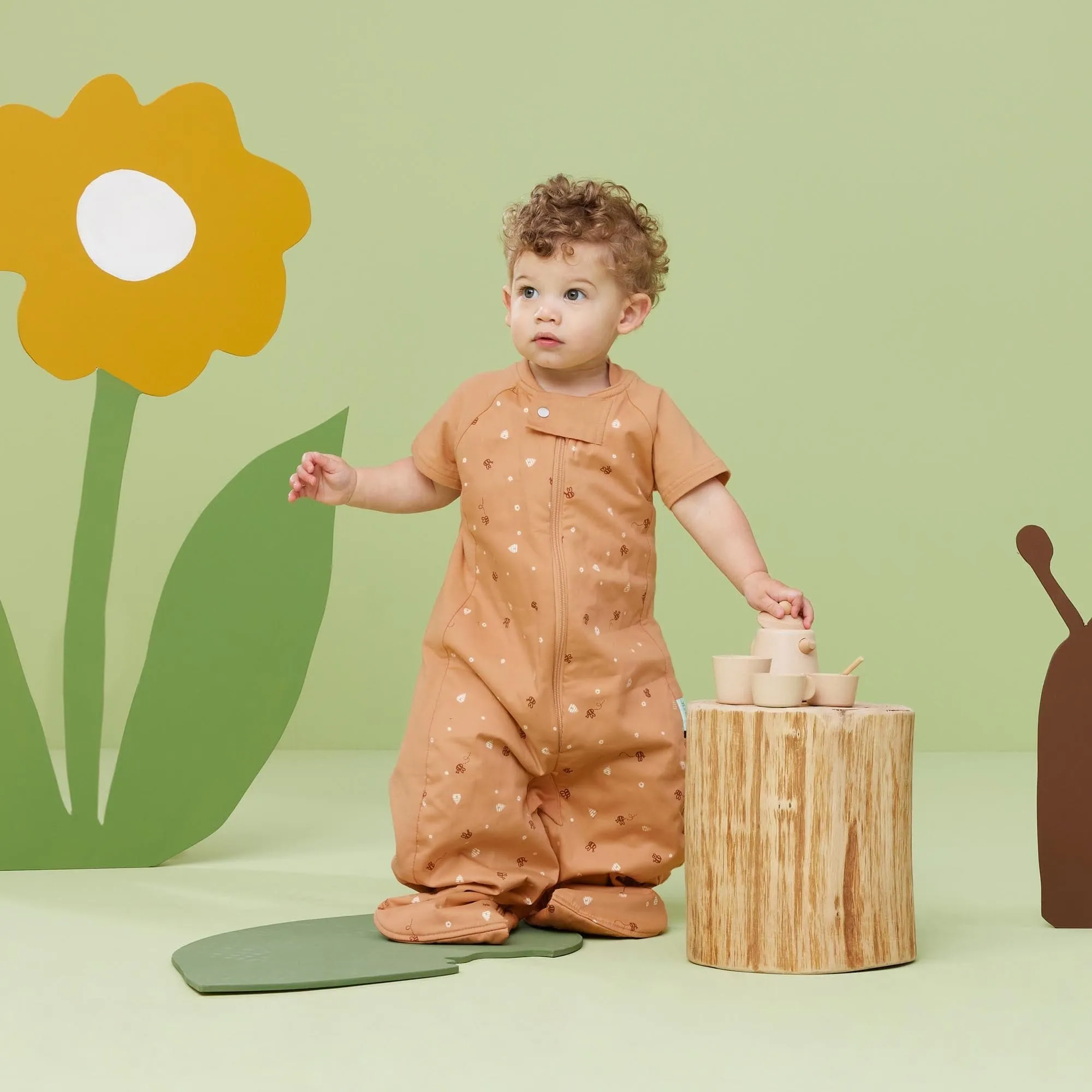Organic All Year Short Sleeved 2 in 1 Sleeping Suit Bag - Honey Bees