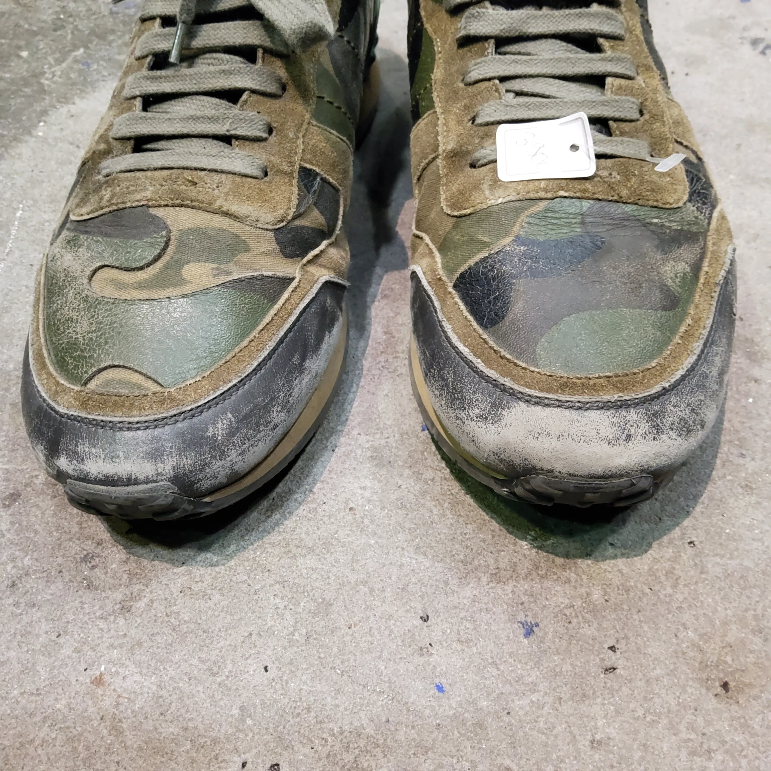 ROCKRUNNER LOW LEATHER SNEAKERS