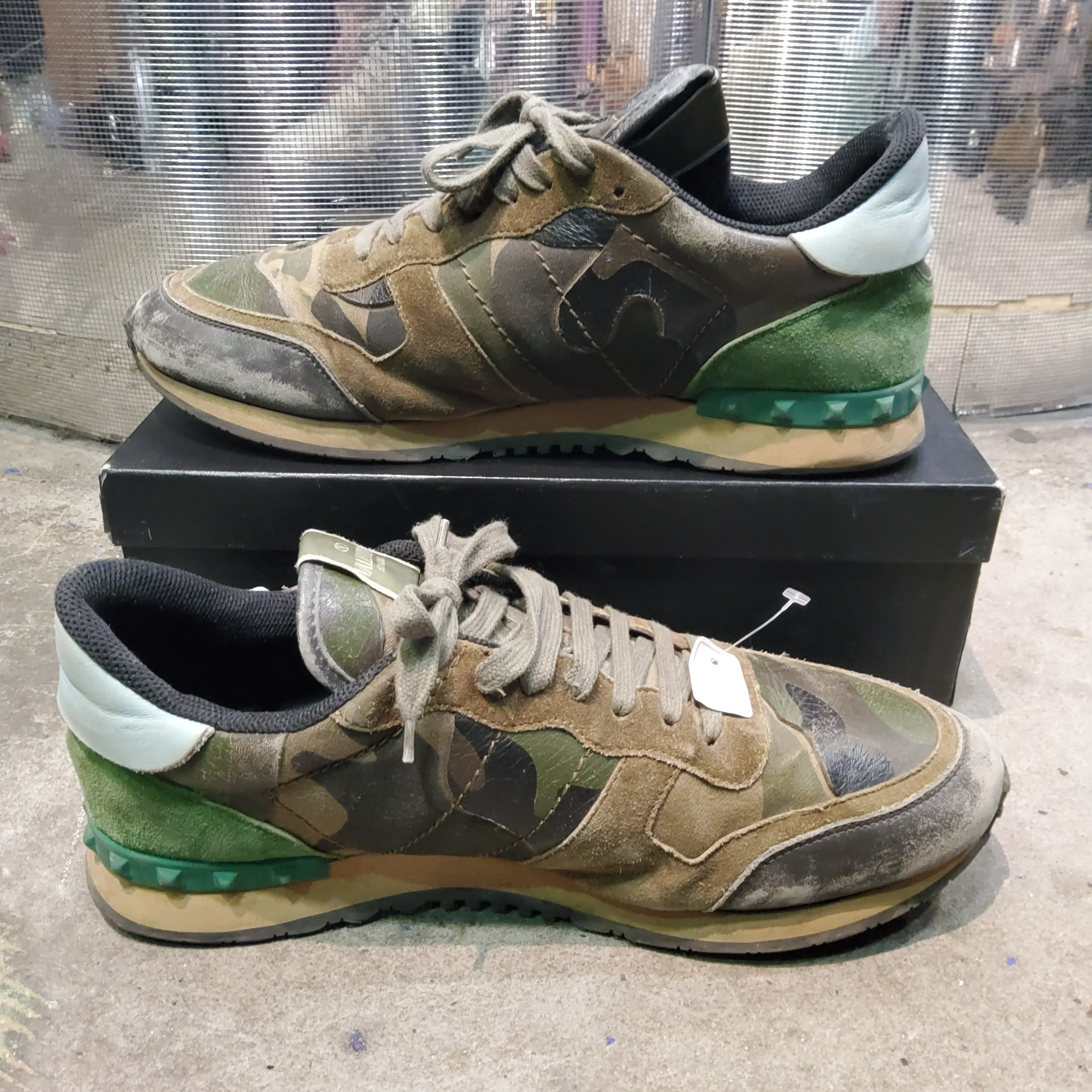 ROCKRUNNER LOW LEATHER SNEAKERS