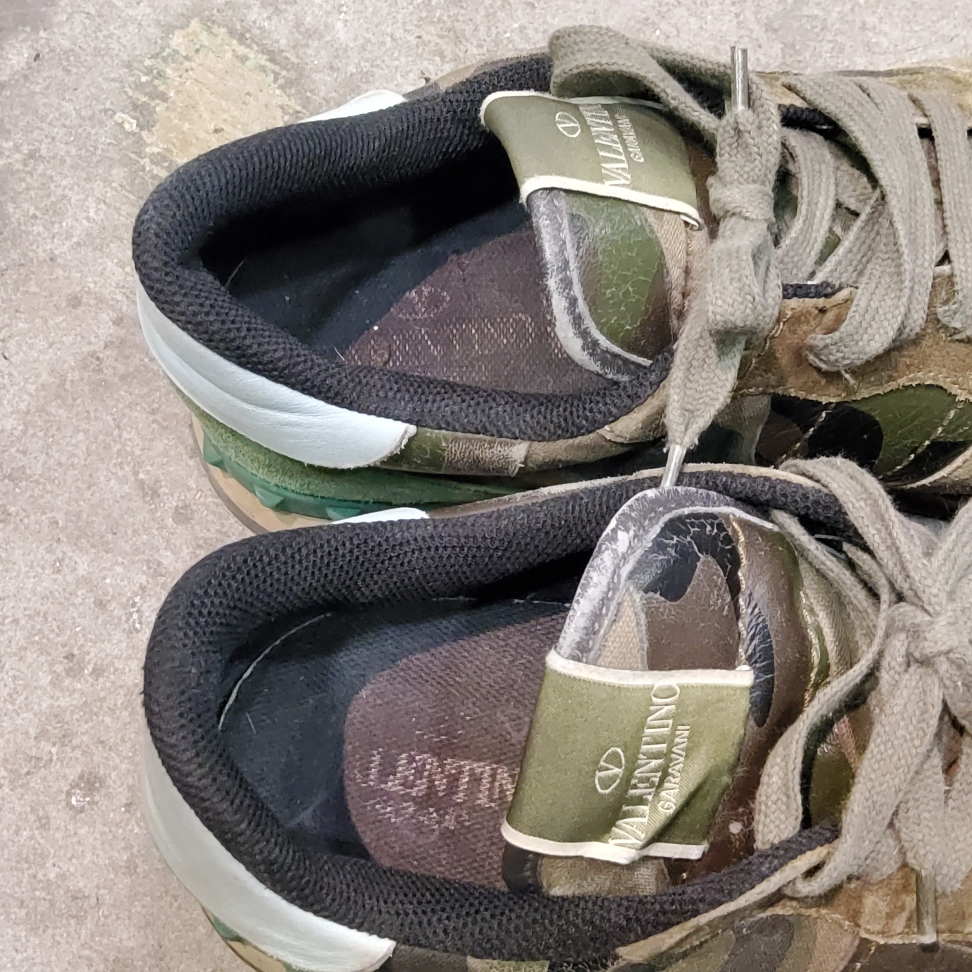 ROCKRUNNER LOW LEATHER SNEAKERS