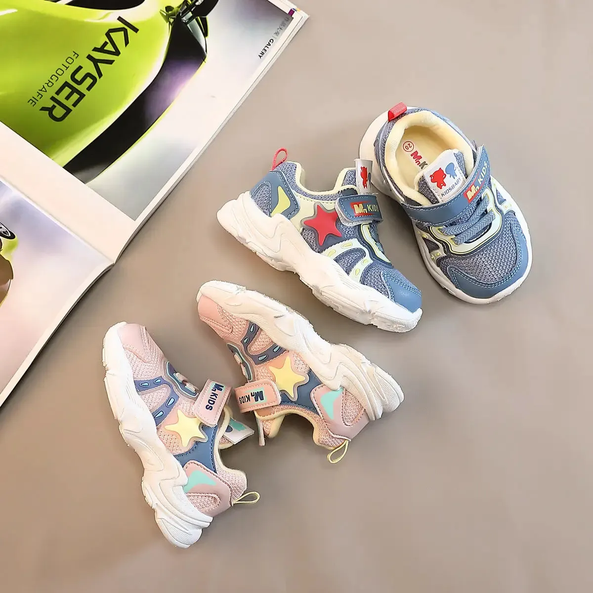Seasonprestige Children's Soft-soled Sneakers