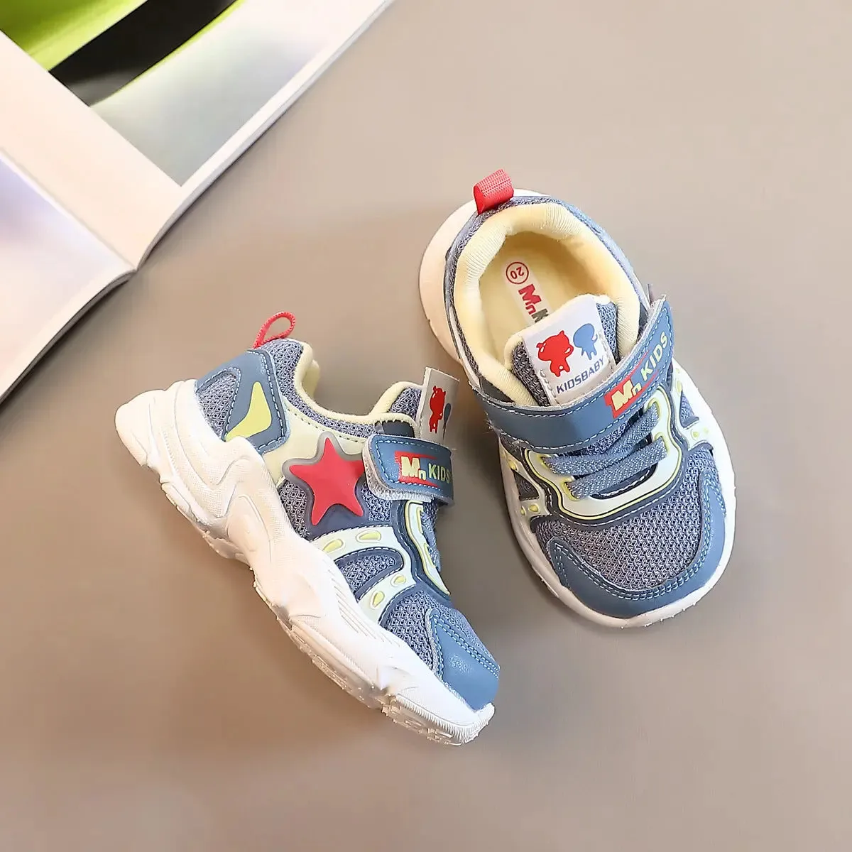 Seasonprestige Children's Soft-soled Sneakers