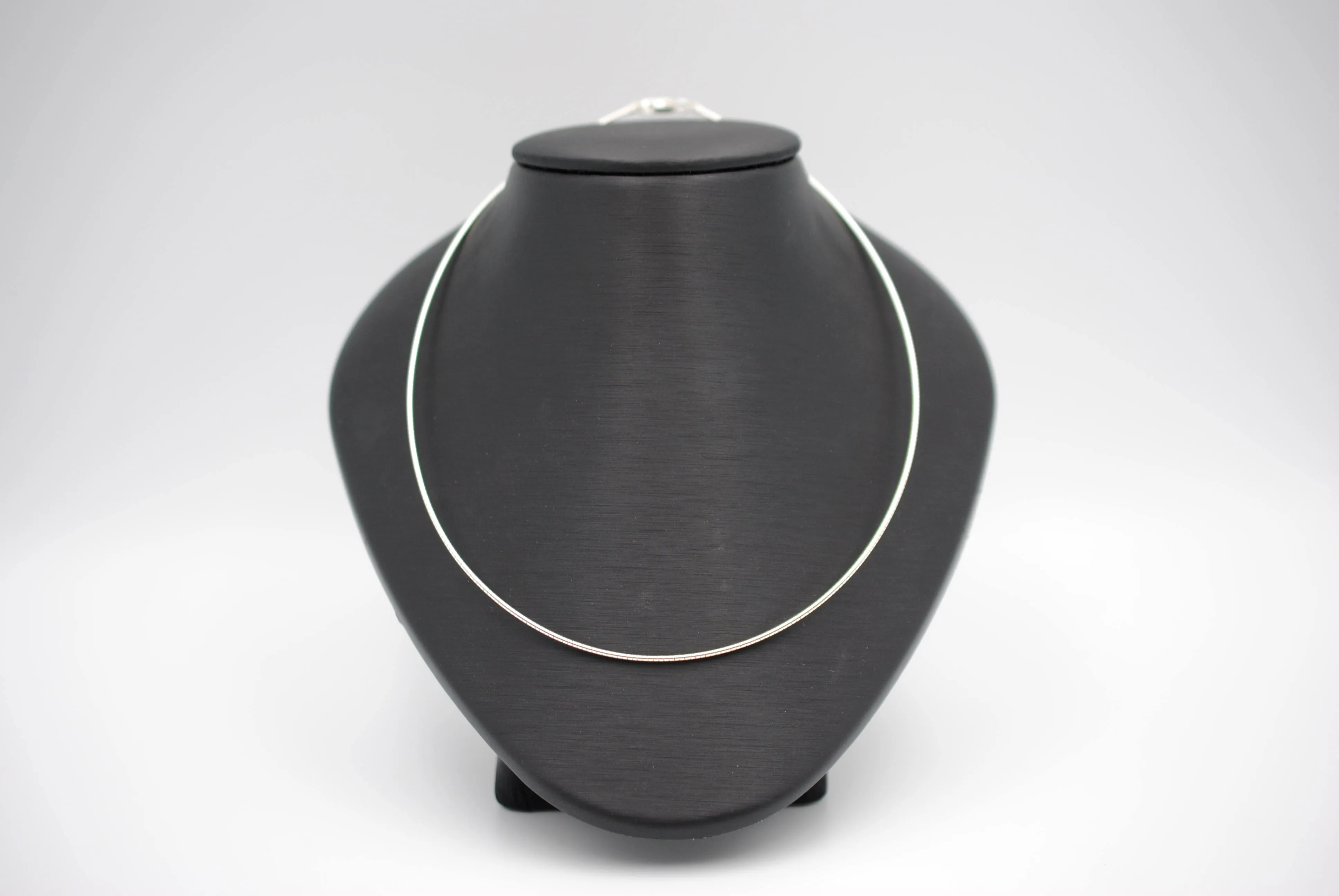 Silver Thin Omega Chain