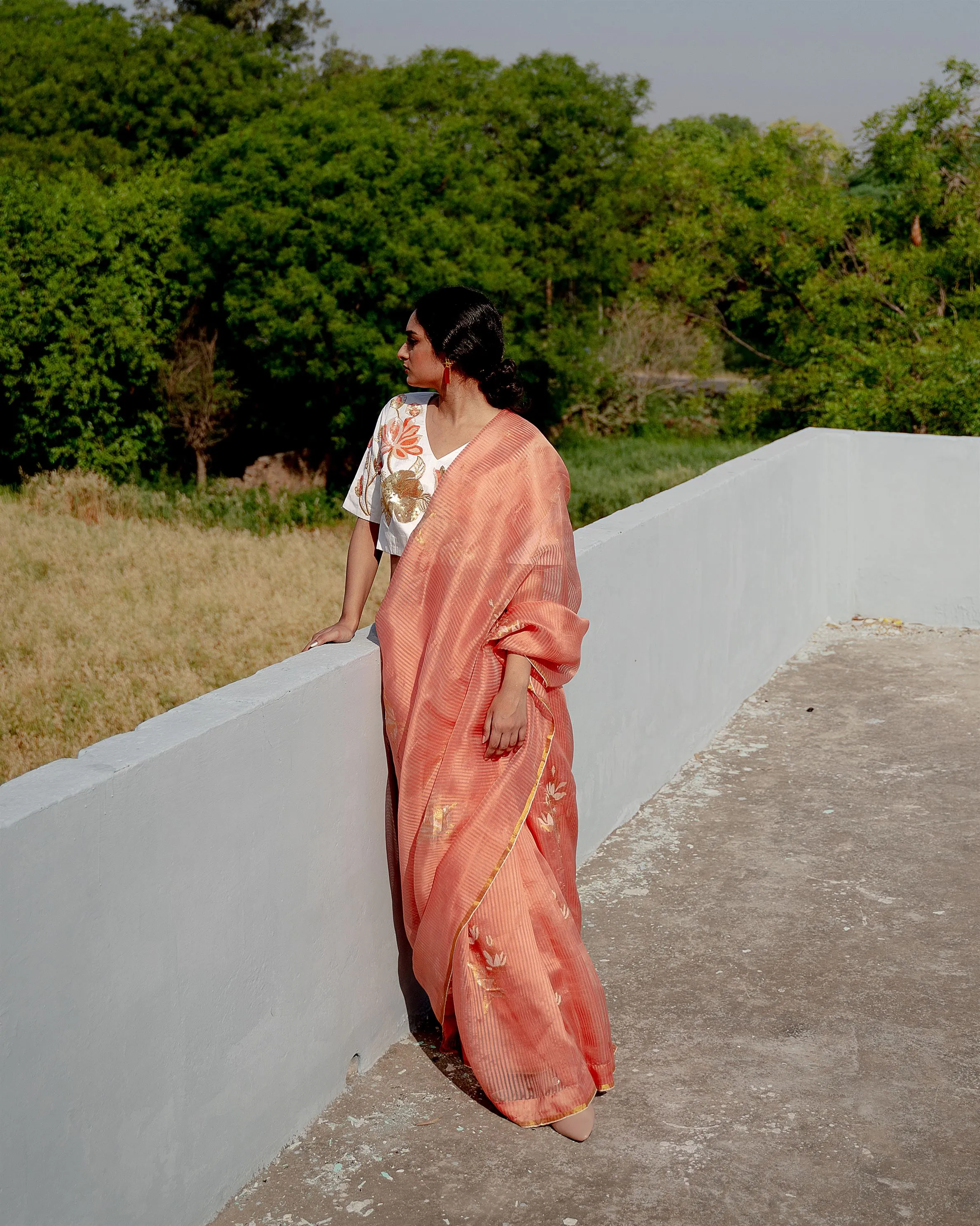 Suparna Som padmadhaari sari 48 inch width by 5.5 meter length Peach silk - delivery Time 8 weeks Festive 24 LOOK-13