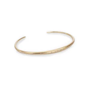 thin arpent cuff with diamonds