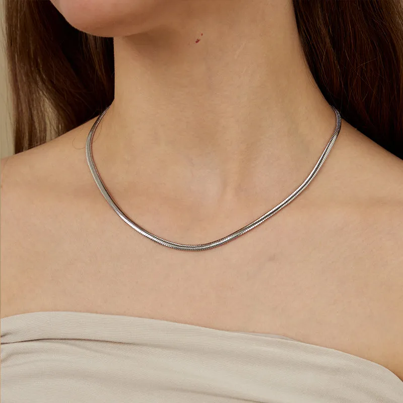 Thin Cobra Chain Necklace