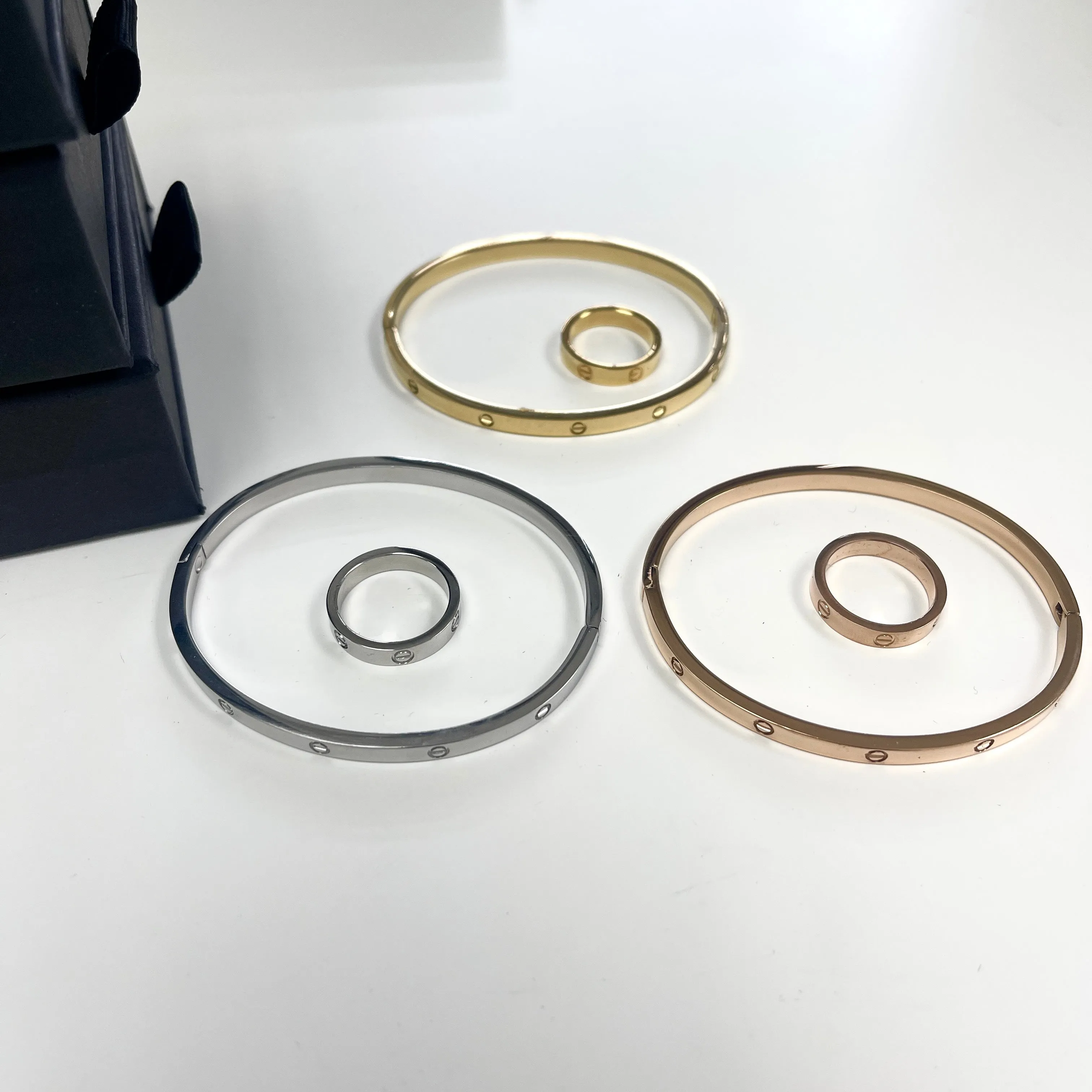 Thin Lover Ring