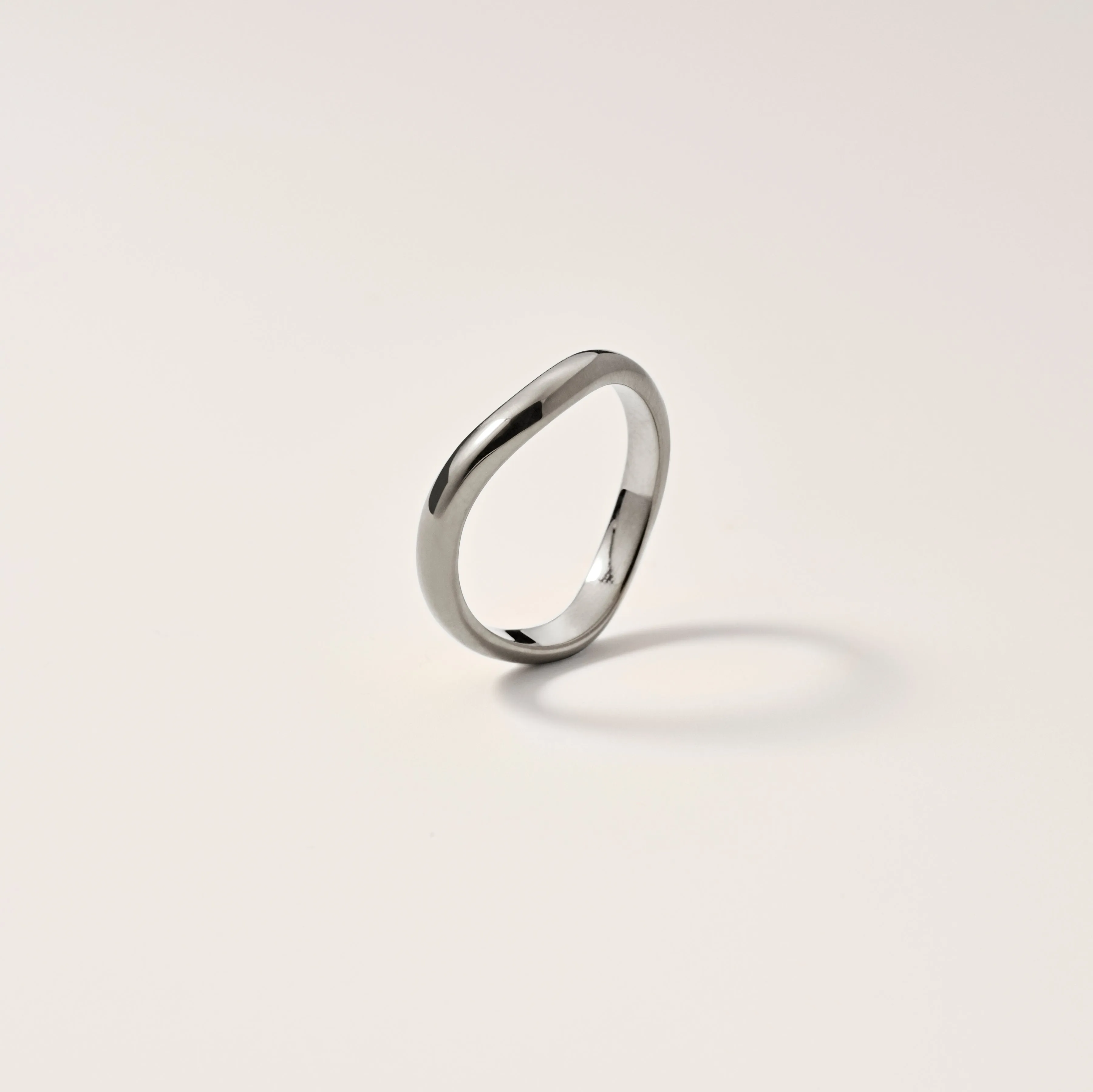Thin Ophelia Ring Fine