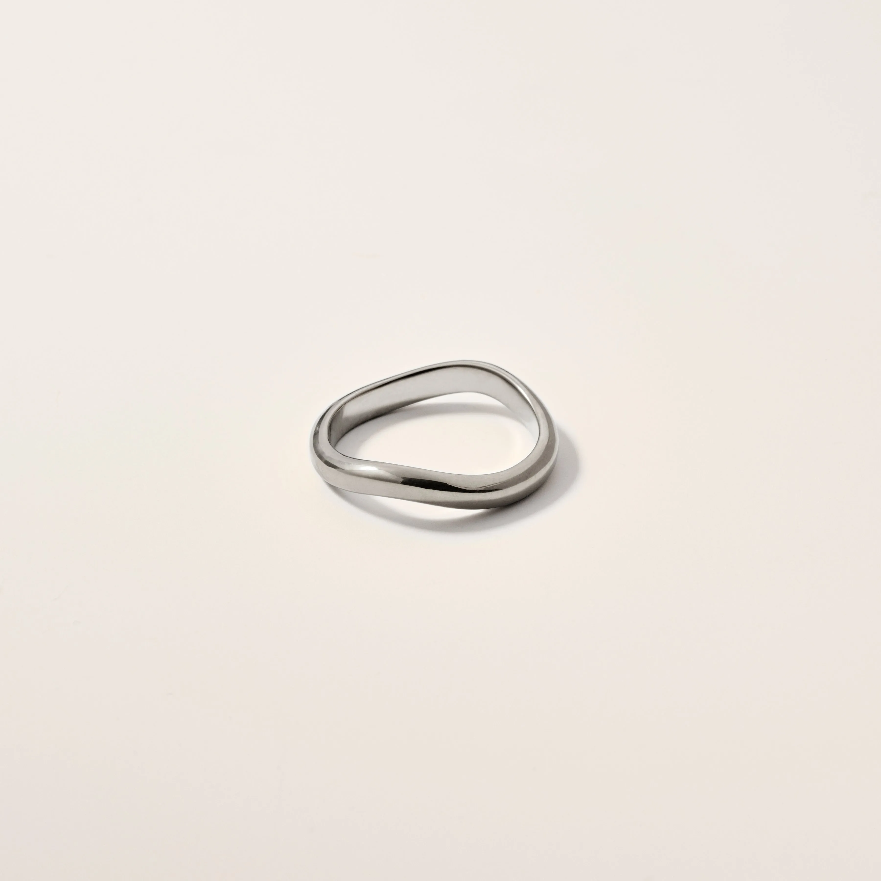 Thin Ophelia Ring Fine