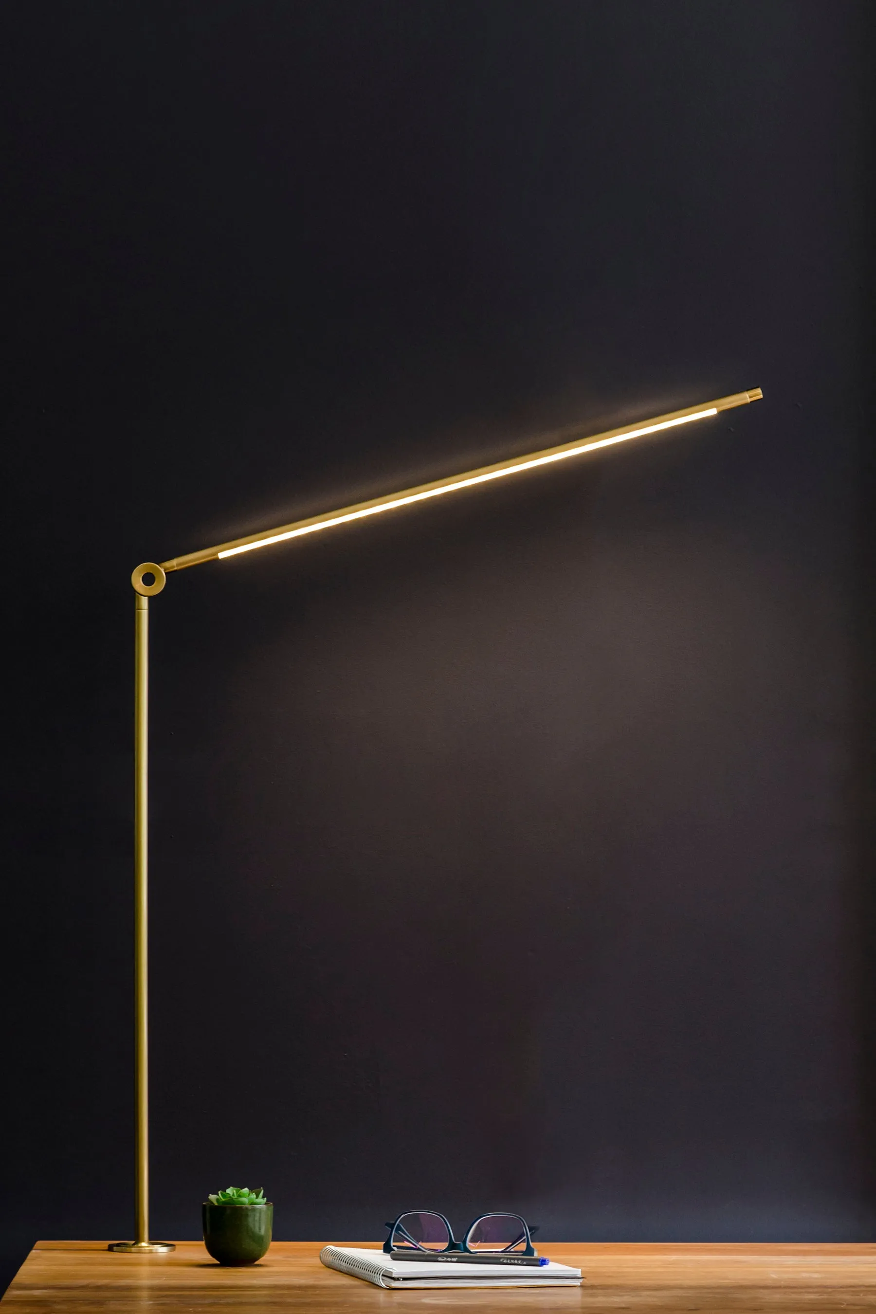 Thin Task Lamp - Desk Inset