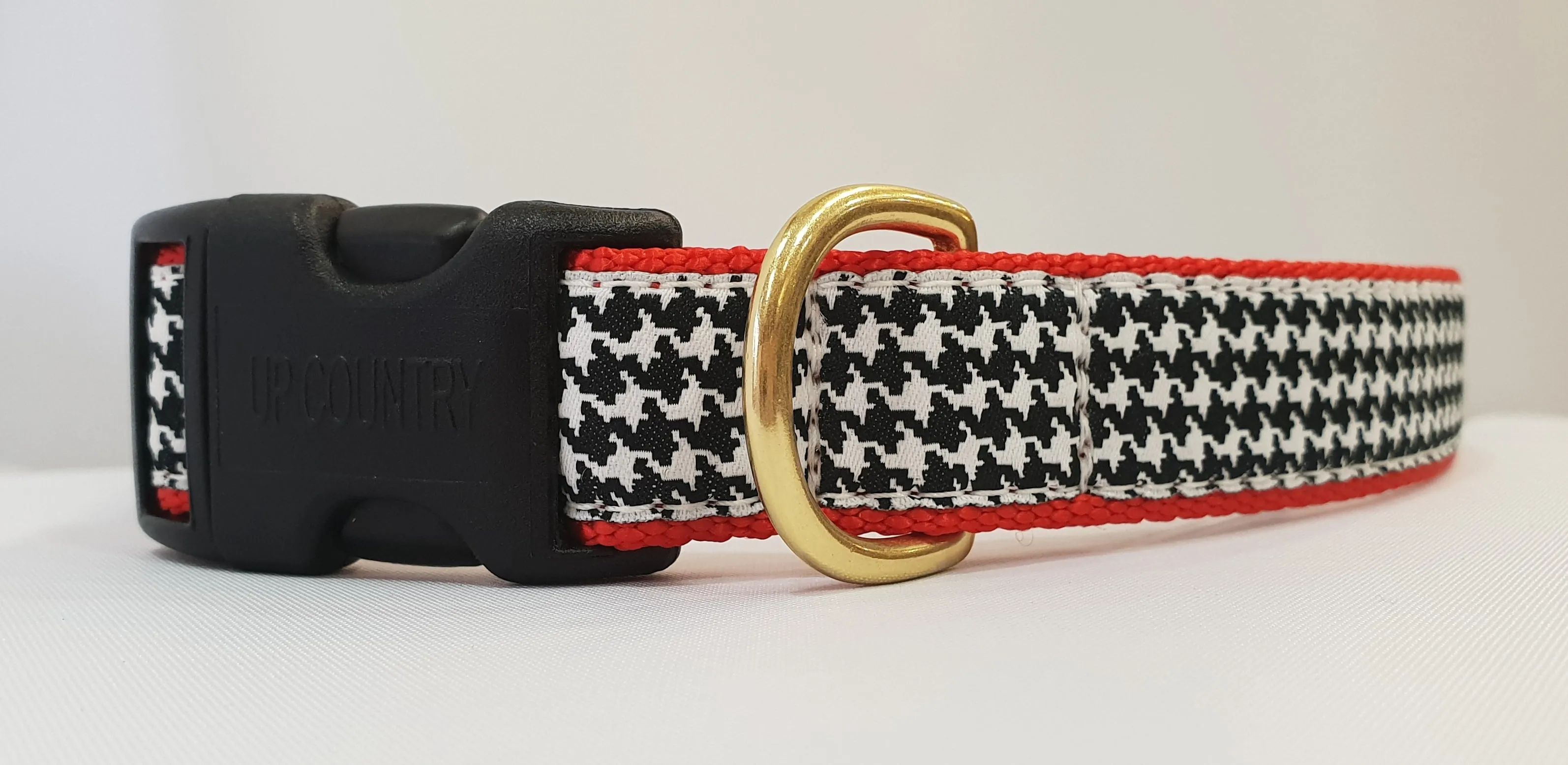 UPC Thin Fabric Collar