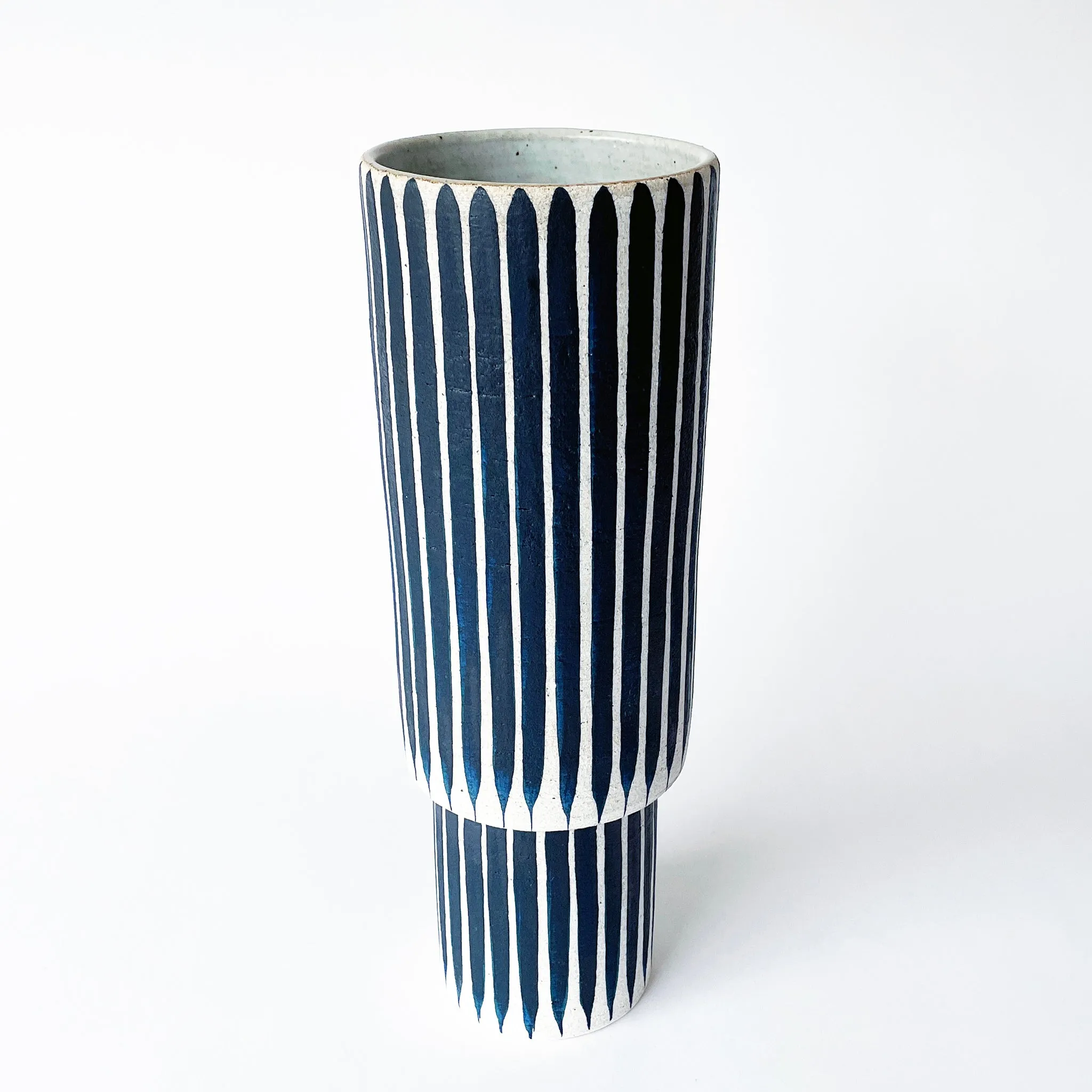 Vessel Step Thin: Stripes Black