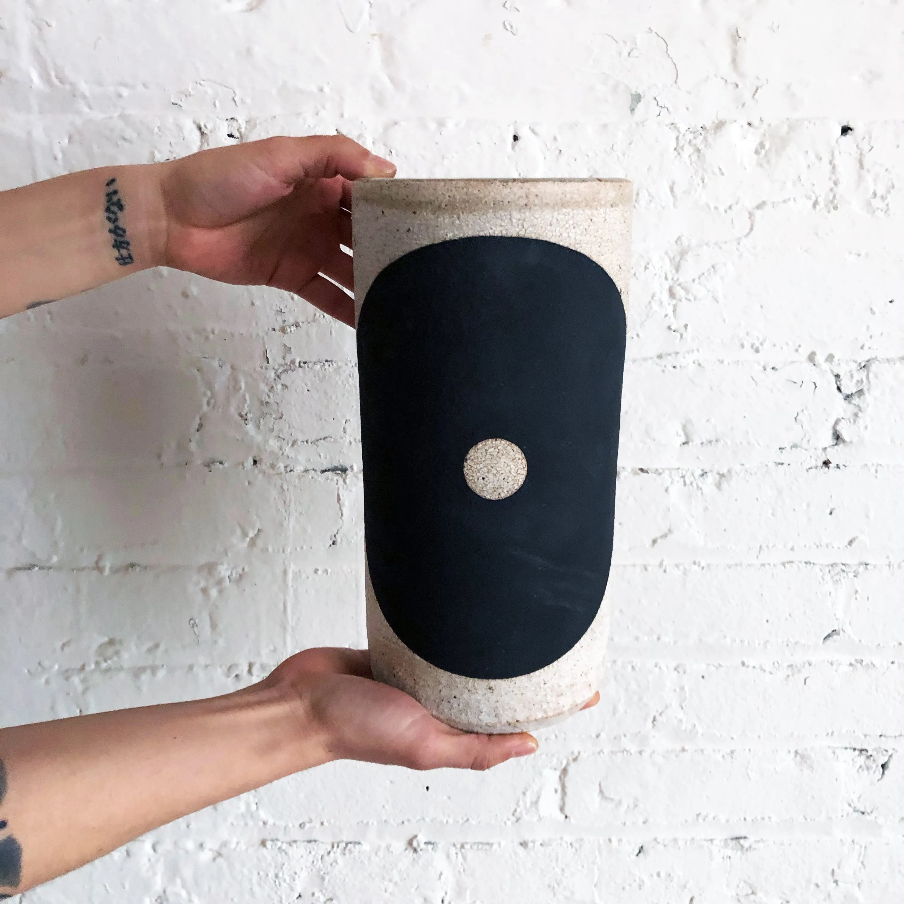 Vessel Thin: Black Hole