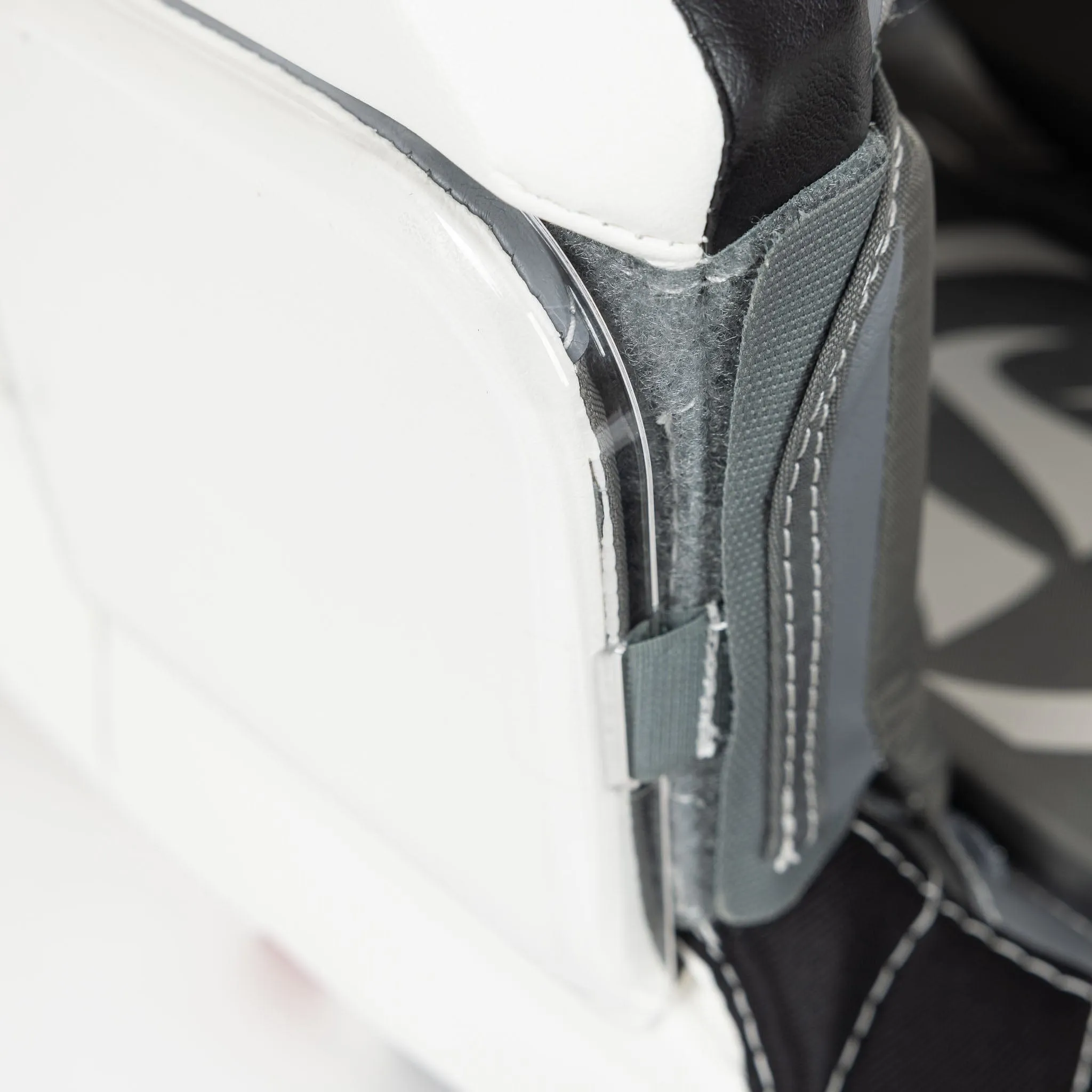 Warrior Ritual G6 E  Senior Goalie Leg Pads