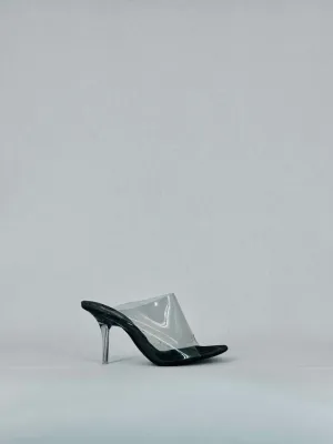 YEEZY Season 7 Black Mules 37
